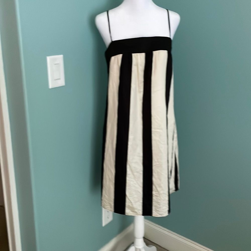 ✅NWOT- Zara Basic- black and white strapped dress, size MEDIUM